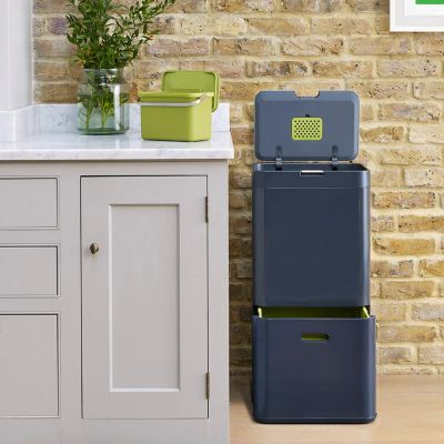 poubelle couleur anthracite